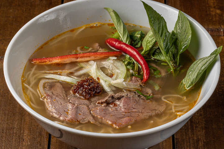 Bun bo huê au boeuf - Les Rues de Saïgon
