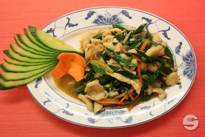 37. Poulet Sauté aux Poireaux - Le Papillon