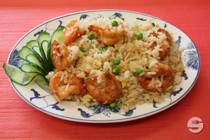106. Riz Sauté aux Crevettes - Le Papillon