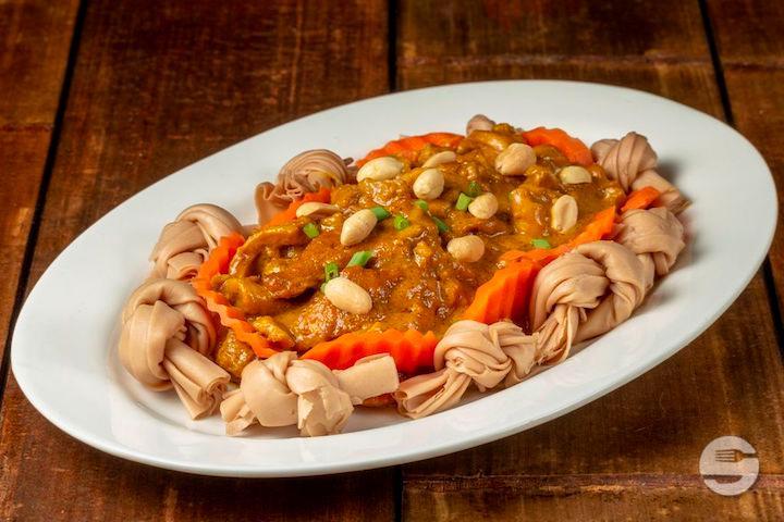 Poulet à la Sauce Cacahuète - Le Printemps