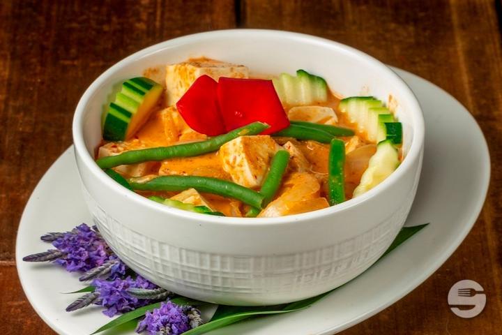 Tofu au Curry Rouge - Le Printemps
