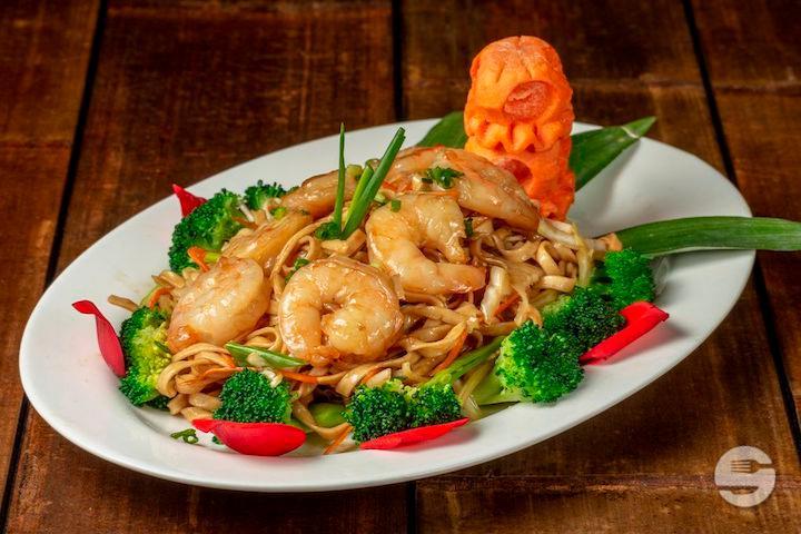 Nouilles Sautées aux Crevettes - Le Printemps
