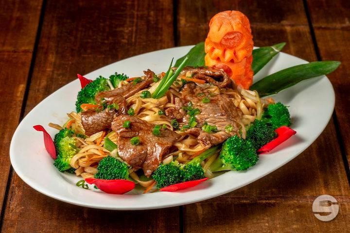 Nouilles Sautées au Boeuf - Le Printemps