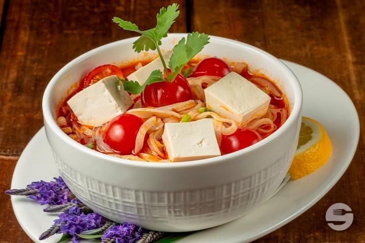 Soupe Tom Yum au Tofu - Le Printemps