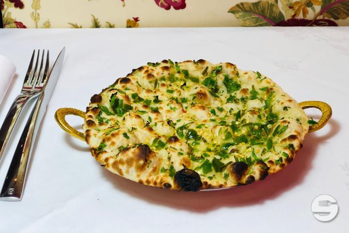 Cheese and Garlic Naan - Kiran