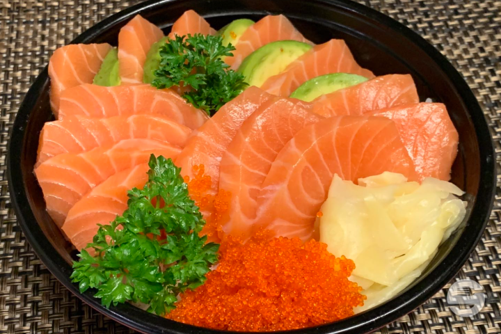 493. Chirashi Saumon - HOKAIDO