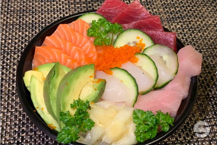 491. Chirashi Saumon, Thon, Sériole - HOKAIDO