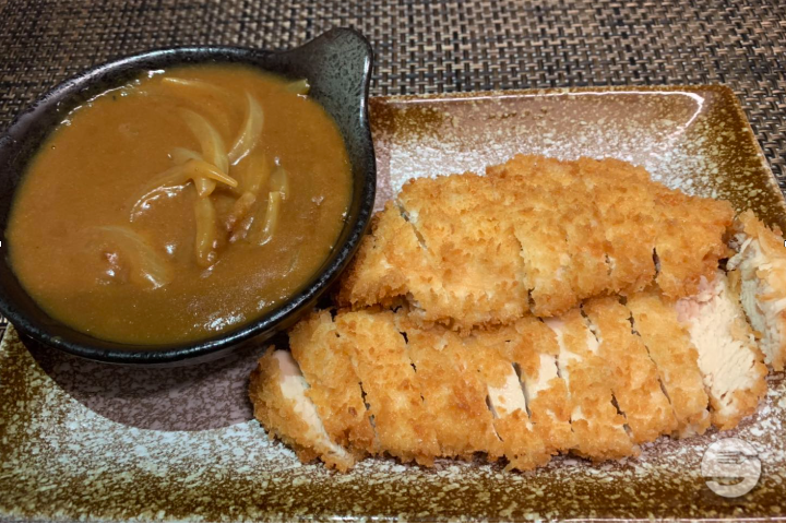 Poulet Pané Curry Japonais - HOKAIDO