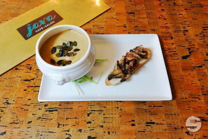 Velouté de courge au lait de coco - Java Café - Salon