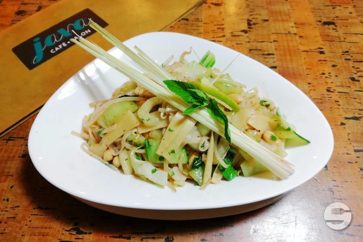 Vegan Pad Thai - Java Café - Salon