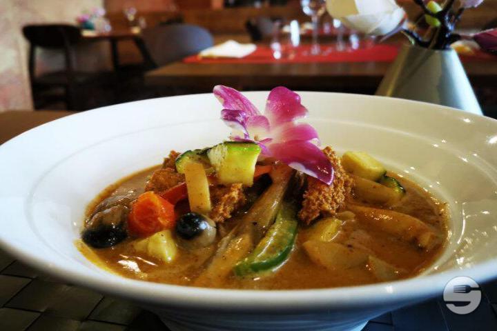 22. Satay Chicken - Harmonie