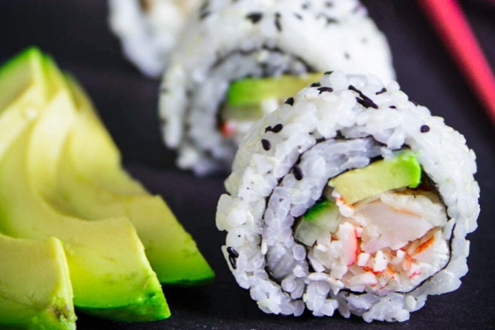 California Roll Surimi avocat 8 pièces - Harmonie