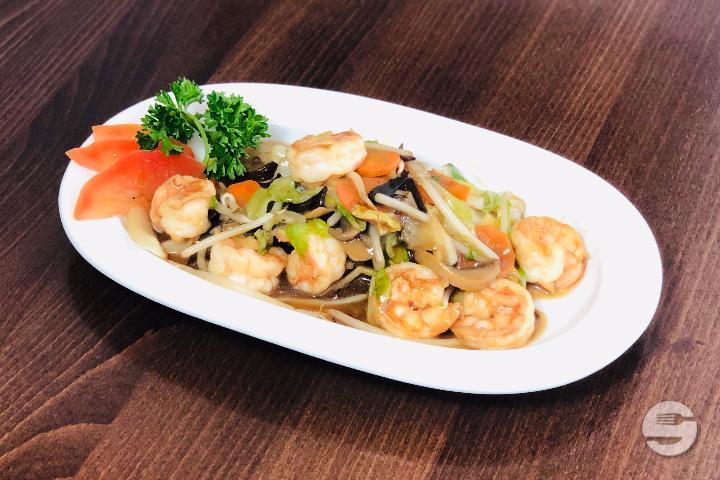 35. Shrimps with Spicy Sauce - Ô Bambou