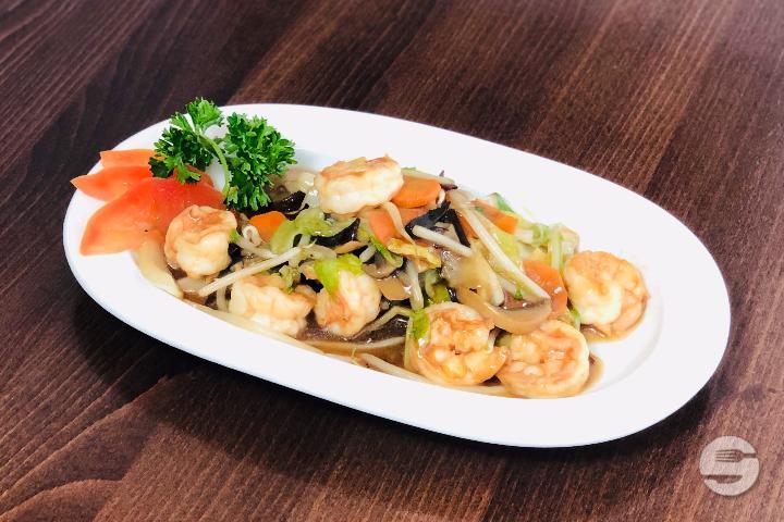 838. Fried Shrimps with Vegetables - Ô Bambou