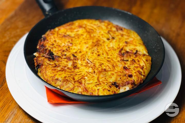 Goat Cheese and Fresh Thyme Röstis - Brasserie du Commerce