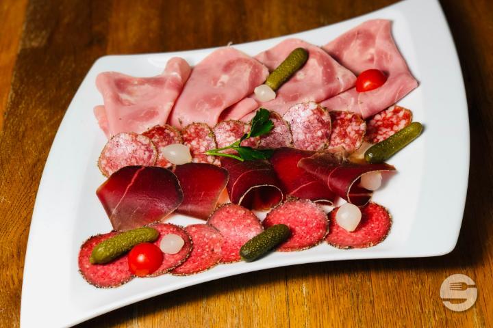Half-Portion Tasting Platter - Brasserie du Commerce