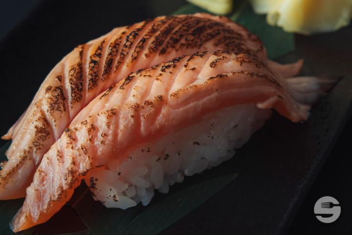 Salmon Nigiri - Le Baroque