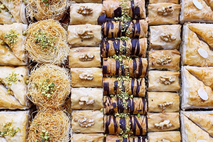 Baklawa Ternkenlis - Papa Greko by La Tour du Molard