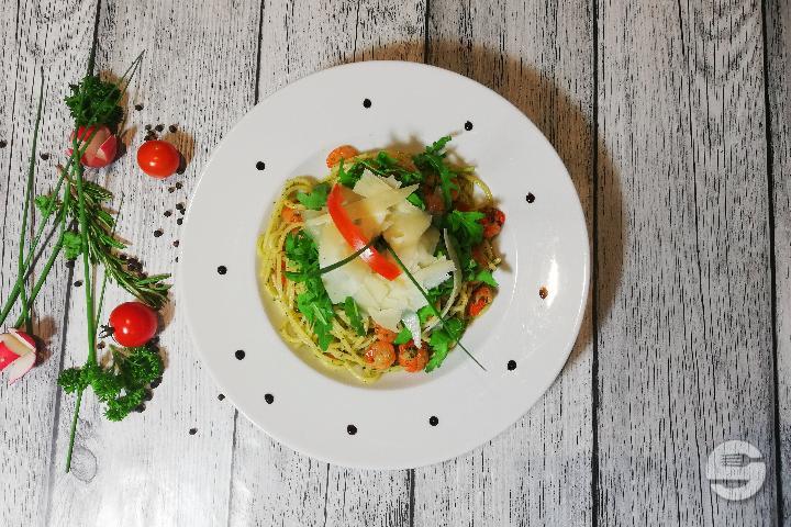 Spaghetti aux Crevettes Roses - La Croquignole