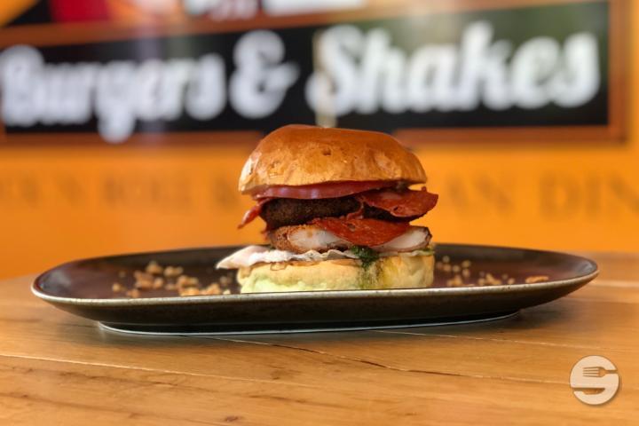 Chicken On The Run Burger - Burgers & Shakes