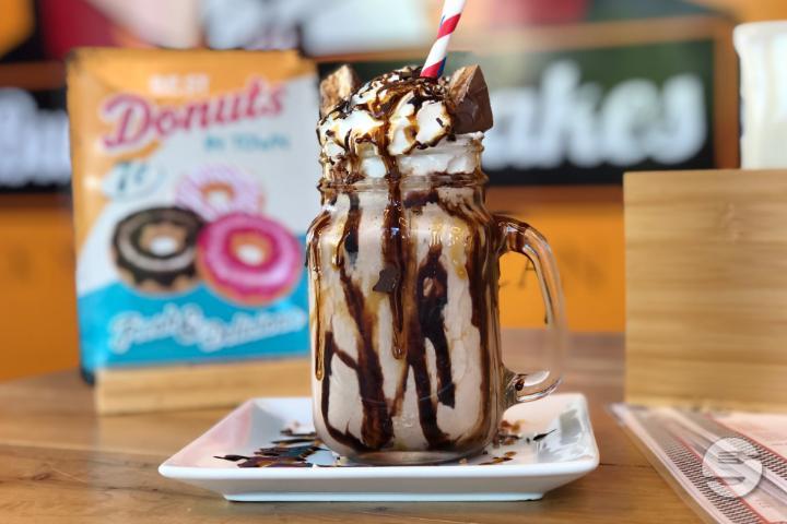 Milkshake mit Geschmack nach Wahl - Burgers & Shakes