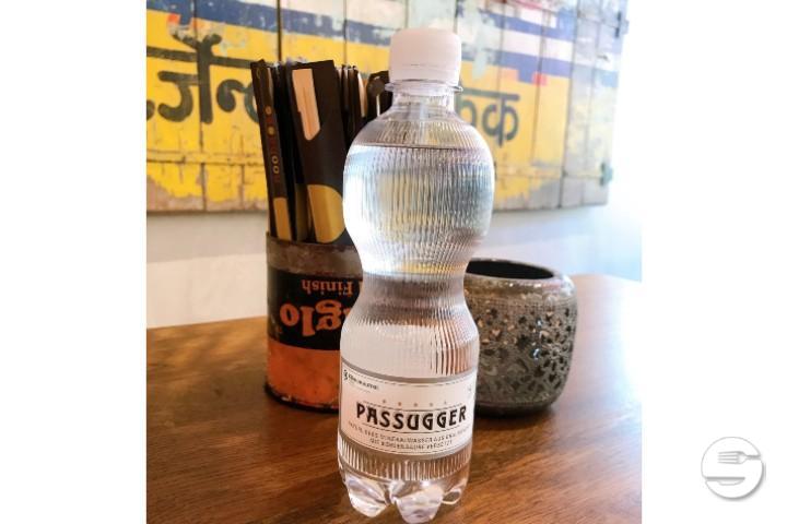 Mineralwasser ohne Kohlensäure - Nooba