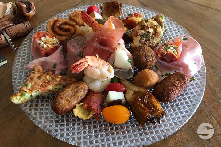 Invitation to a trip in Italy - Ristorante St Paul