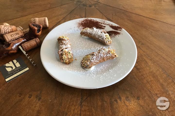 Cannoli Siciliani - Ristorante St Paul