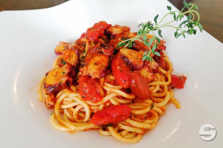 Spaghetti alla chitarra - Ristorante St Paul