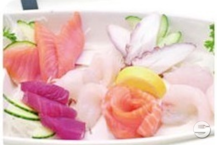 P5. Sashimi 16 Pieces - Coucou Sushi