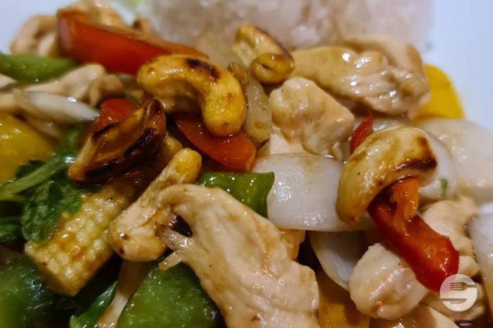 Fried Dish with Cashew Nuts - Le 888