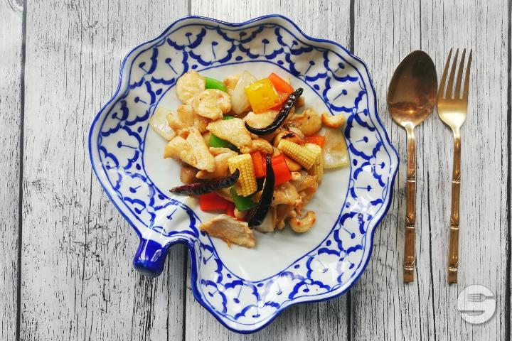 Plats Sautés aux Noix de Cajou - Le 888