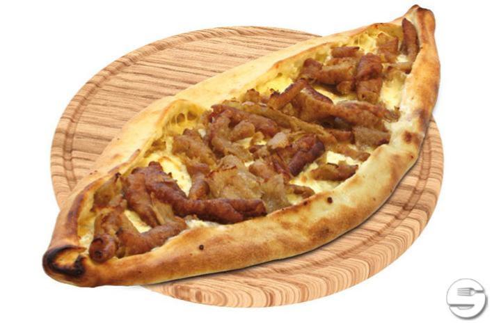 Pide mit Kebabfleisch - Krienser Kebab und Pizza Haus