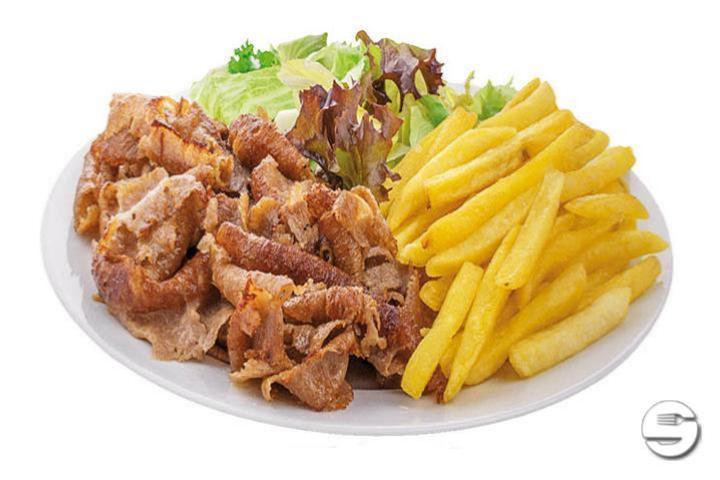 Kebab Teller mit Pommes und Salat - Krienser Kebab und Pizza Haus