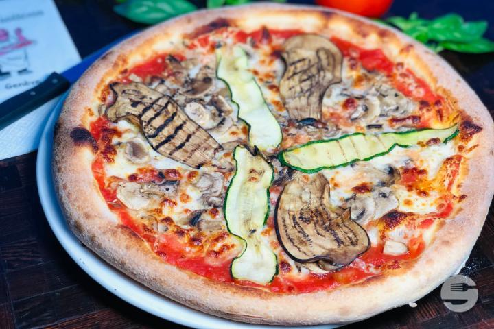 Pizza Vegetarian - La Trattoria