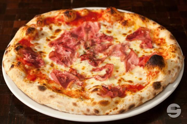 Pizza Prosciutto - La Trattoria