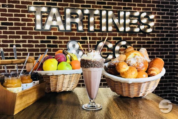 Chocolate Milkshake - Tartines & Co