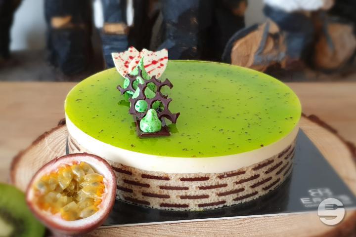 Kiwi Passion Fruit Pie | 18cm Ø - Confiserie Baumann