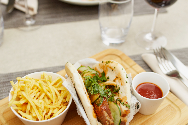 The Bao Le Pied De Cochon - Au Pied de Cochon