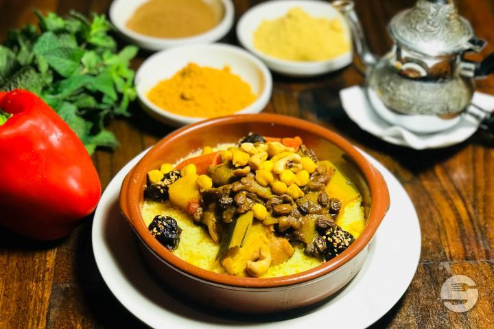Couscous de Poulet - Nomades