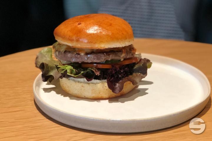 Cheeseburger Ojo de Agua - Brasserie Freilager