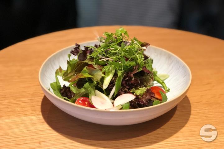 Saisonaler Blattsalat - Brasserie Freilager