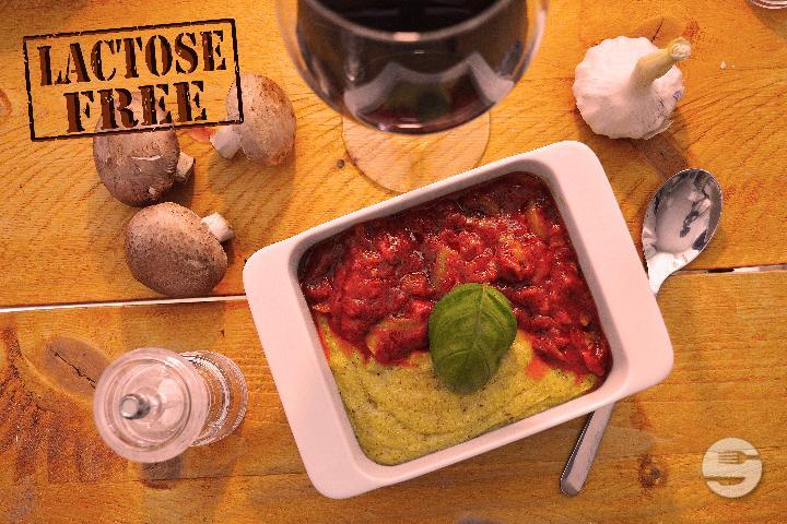 Polenta + bolete sauce and tomatoes - Polent'amo
