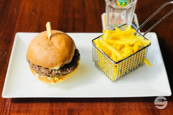 The Brasseurs Burger "BB" - Les Brasseurs