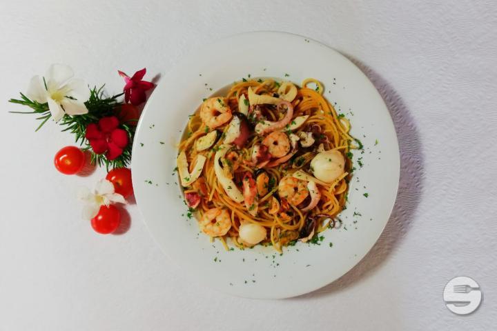 Spaghettis with Seafood - Il Bacio