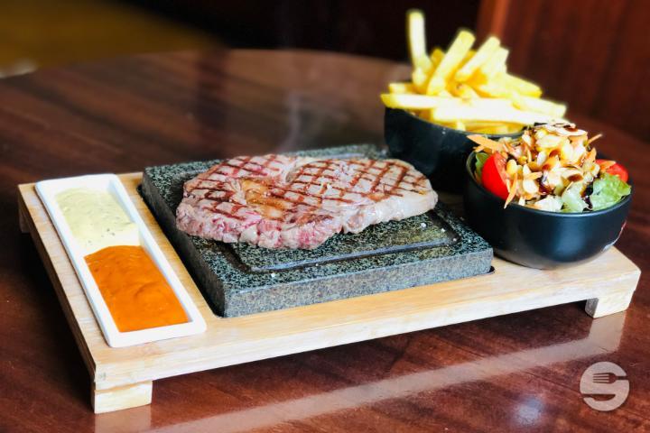 Grilled Parisian Entrecôte 200gr - Britannia Pub