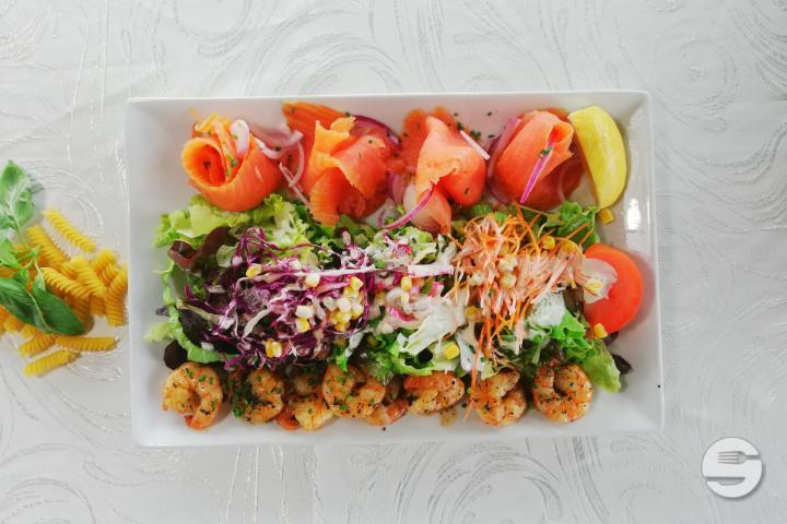 Salade Norvégienne - Restaurant de l'aéroport