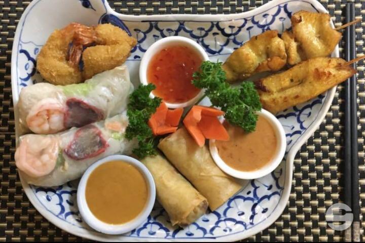 C11. Assortiment d'Entrées - Lian Xiang Lou