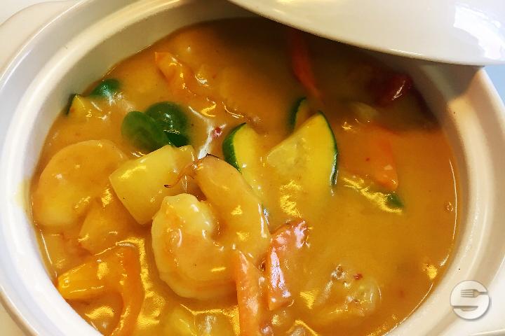 Crevettes Sautées aux Trois Saveurs - Bambou