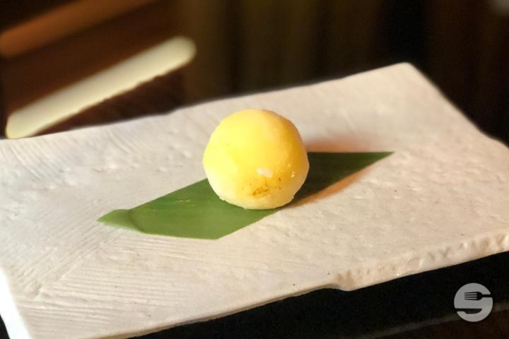 Mochi Vanilla - HATO - fine asian cuisine